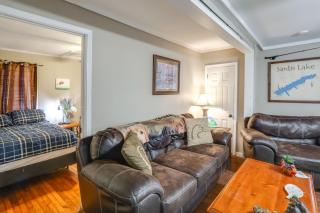 5 Mi to Sardis Lake! Relaxed Stay Near Outdoor Fun - 5