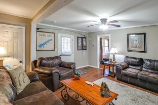 5 Mi to Sardis Lake! Relaxed Stay Near Outdoor Fun - 3