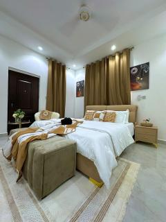 Chevy Chase Gardens - 0