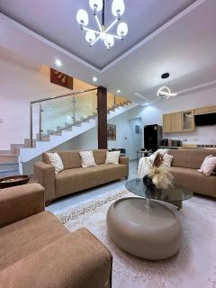 Chevy Chase Gardens - 5