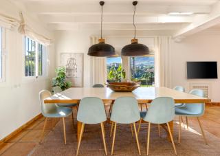 Ocean Views Luxury Villa next to beach - 1