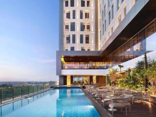 Movenpick Surabaya City - 8
