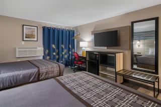 Yankee Clipper Inn, SureStay Collection by Best Western - 5