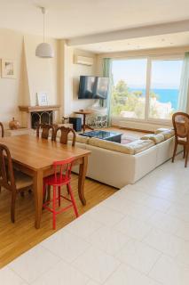 Caecilia & Lawrence Villa - 8