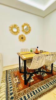 Cozy luxury apartment downtown pool wifi fiber parking - 2