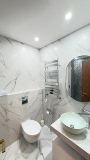 Hilton Apartment - 2