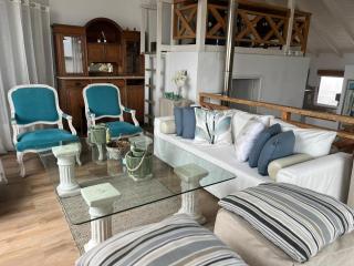 Entire 3-bedroom beachfront hous - 6