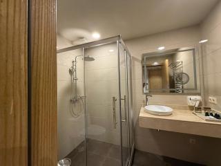 Dreamland Oasis Apartments - 7