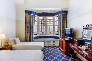 Carrington Hotel - 3