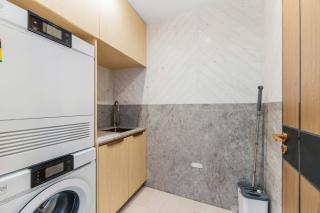 Luxurious 5 bedroom home with Harbour Bridge view - 5