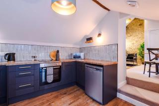 Deacon's Retreat Peak District - 1