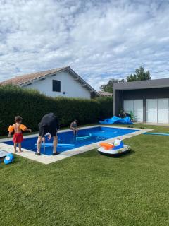 Casa con pileta climatizada para 8 personas en chapadmalal - 6