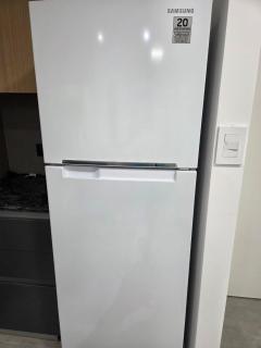 Catamarca y España, a estrenar, a metros del RIO, con cochera en el edificio - 1