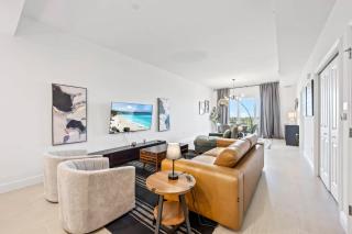 RIVER FLY-IN Luxury Condo w Views & Amenities RFI-1003 - 0