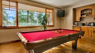 Telemark Luxury Retreat by AvantStay Stunning Views w Hot Tub Theatre Room and Pool Table - 6