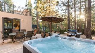 Big Bear Castle by AvantStay Private Home in Great Big Bear Location w Hot Tub - 9