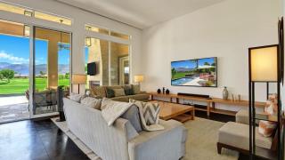 Legends by AvantStay Stunning Golf Villa Featuring Spa Pool Fire-Pit - 4