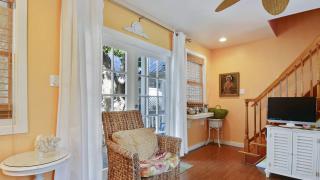 Tranquility by AvantStay Close to Duval St w BBQ Shared Pool - Key West - 1