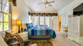 Place to Relax by AvantStay Shared Pool 3 Miles to Smathers Beach Month-Long Stays Only - 2