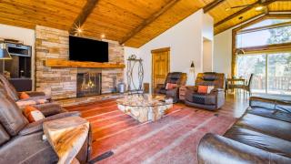 Hot Tub Fire Pit Game Room Large Deck Views Angels Camp Lodge by AvantStay - 3