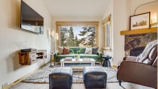 Ski-InSki-Out Access to Northstar Resort Near Truckee Sierra by AvantStay - 3