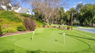 The Riesling Retreat by AvantStay Estate w Pool HotTub Putting Green Pickle Ball Court - 5