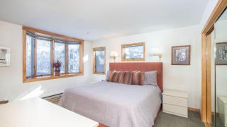 Lulu City 4B by AvantStay Beautiful Condo 100 yards from Lift 7 Permit :3639 - 5