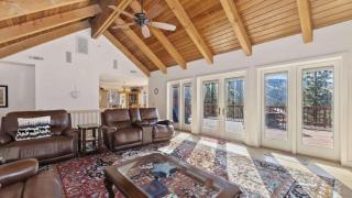 Views at Wolf Lodge by AvantStay Magnificent Views w Hot Tub Sauna Games - 3