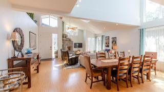 Villa Manzanita by AvantStay Hot Tub 1 Block to BeachTown Chefs Kitchen - 3