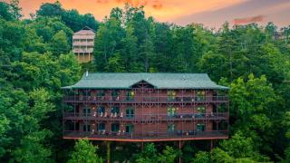 Hickory Ridge by AvantStay Sleeps 20 Incredible Private Elevated Cabin - 0