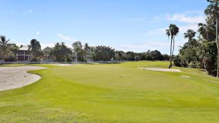 Gated Golf Community w Pool Prime Location Mins to Old Town Long-Term Stays - 8