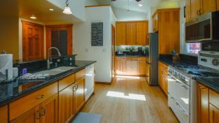 Aster by AvantStay Classic Kings Beach Cottage In The Of North Shore - 1