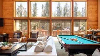 Bernard by AvantStay Luxurious Cabin in Big Bear w Hot Tub Pool Table - 1