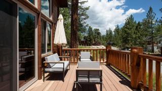Bernard by AvantStay Luxurious Cabin in Big Bear w Hot Tub Pool Table - 2