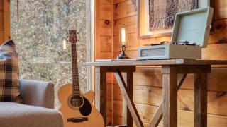 Hazel by AvantStay Cliffside Modern Cabin w Incredible Views Hot Tub - Sevierville - 3