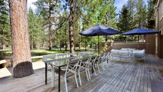 Skylight by AvantStay Elevated Mountain Home w Hot Tub Billiards Large Patio - Sunriver - 9