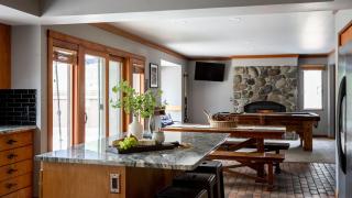 Skylight by AvantStay Elevated Mountain Home w Hot Tub Billiards Large Patio - 1