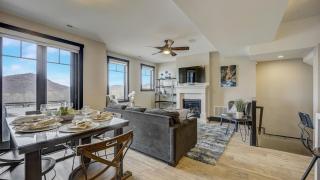 Hot Tub Walk to Park City Mtn Ski Lift Blackstone at the Canyons by AvantStay - 9