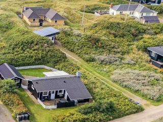 4 person holiday home in Fanø - 1