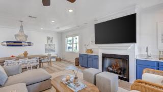 Sleeps 20 Private Pool Putting Green Walk to Beach Vitamin Sea by AvantStay - 3