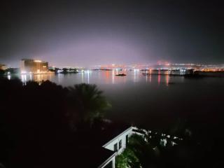 LA Maison Sur Le Fleuve - 3