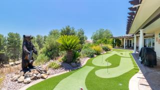 Bear Bridge by AvantStay Hilltop Haven in Temecula w Views Putting Green Hot Tub - 8