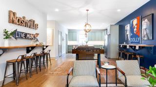 Waverly by AvantStay Nashville-Inspired Townhome w Luxury Kitchen Pool Table - 1