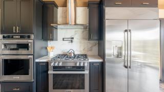 Big Sky by AvantStay Mountain Home w Great Views Hot Tub Al Fresco Dining - Bend - 1