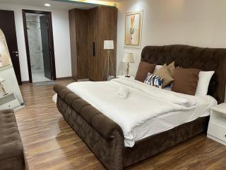 Gold Crest Signature Two Bedrooms Family Apartments-City View DHA Lahore - 5