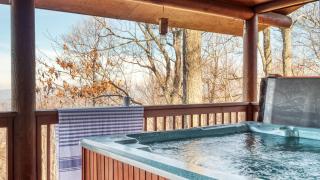 Pine Needle by AvantStay Log Cabin w Gorgeous Views Hot Tub Patio Pool Table - 6