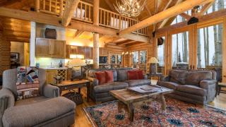 Snowdrift Cabin by AvantStay Breathtaking Home w Prime Ski Access - 4