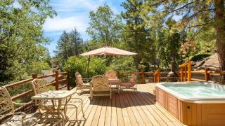 Zen Den by AvantStay Entertainers Home in Ideal Big Bear Location w Hot Tub - 8