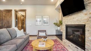 Kestrel by AvantStay Close to the Ski Slopes in this Majestic Home in Park City - 3
