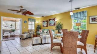 Duval Sea Turtle by AvantStay Great Location Close to Shops Shared Pool - Key West - 1